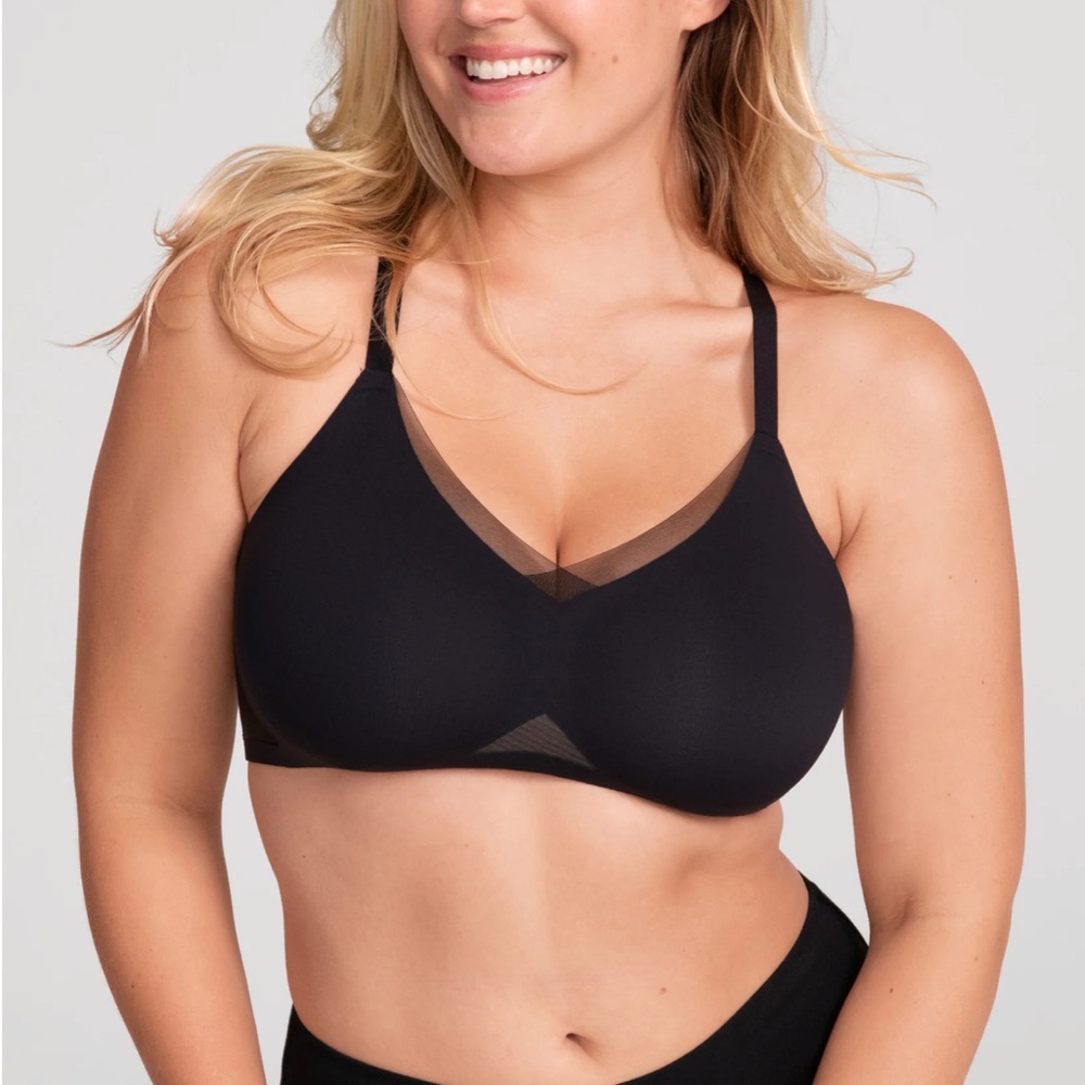 EUC Honeylove CrossOver Bra in Black